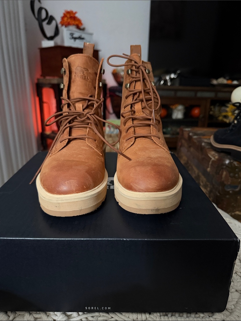 Sorel Men's Brown Leather Lace-Up Boots with Cream Soles